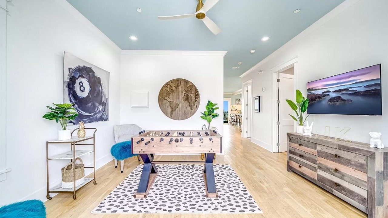 Photo of Bedroom in Laguna Beach Estates