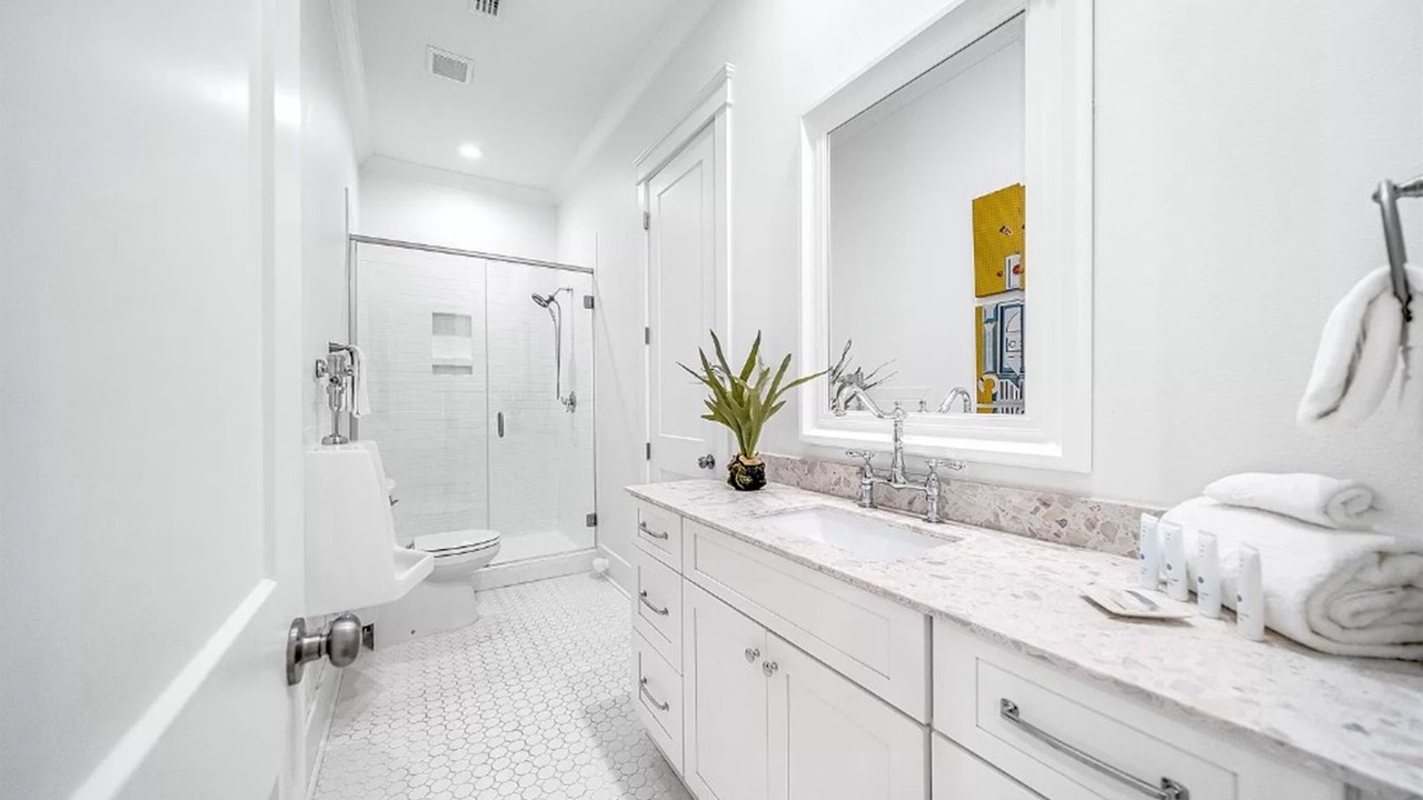 Photo of Bathroom in Laguna Beach Estates