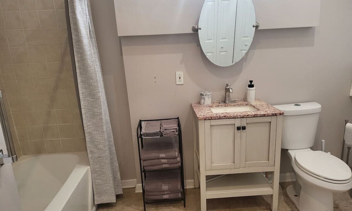 Photo of Bathroom in Algiers Point