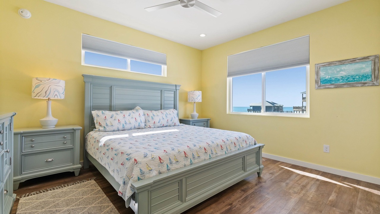 Photo of Bedroom in Dauphin Island