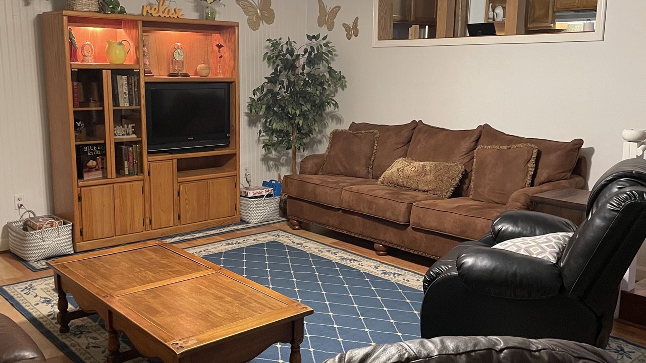 Photo of Livingroom in Jasper