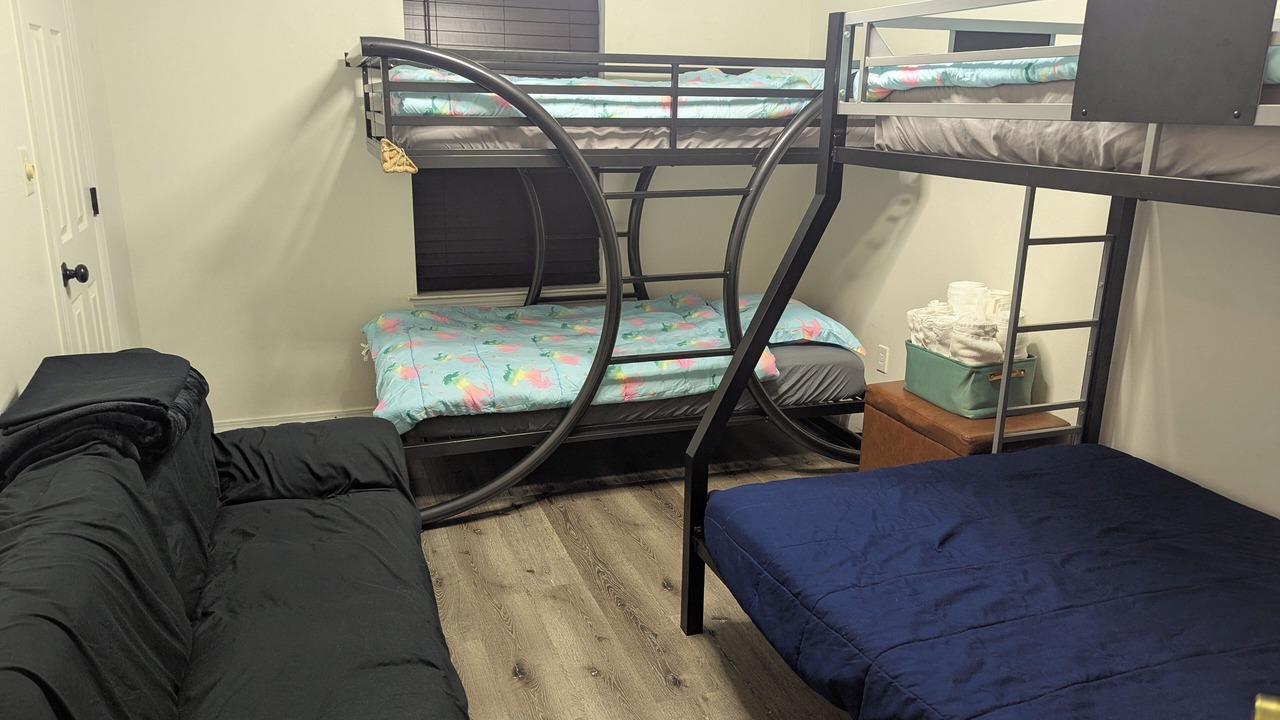 Photo of Bedroom in Ono Island