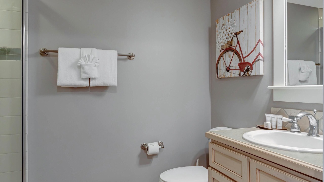 Photo of Bathroom in Villa Lago