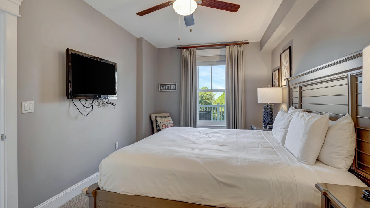 Photo of Bedroom in Villa Lago