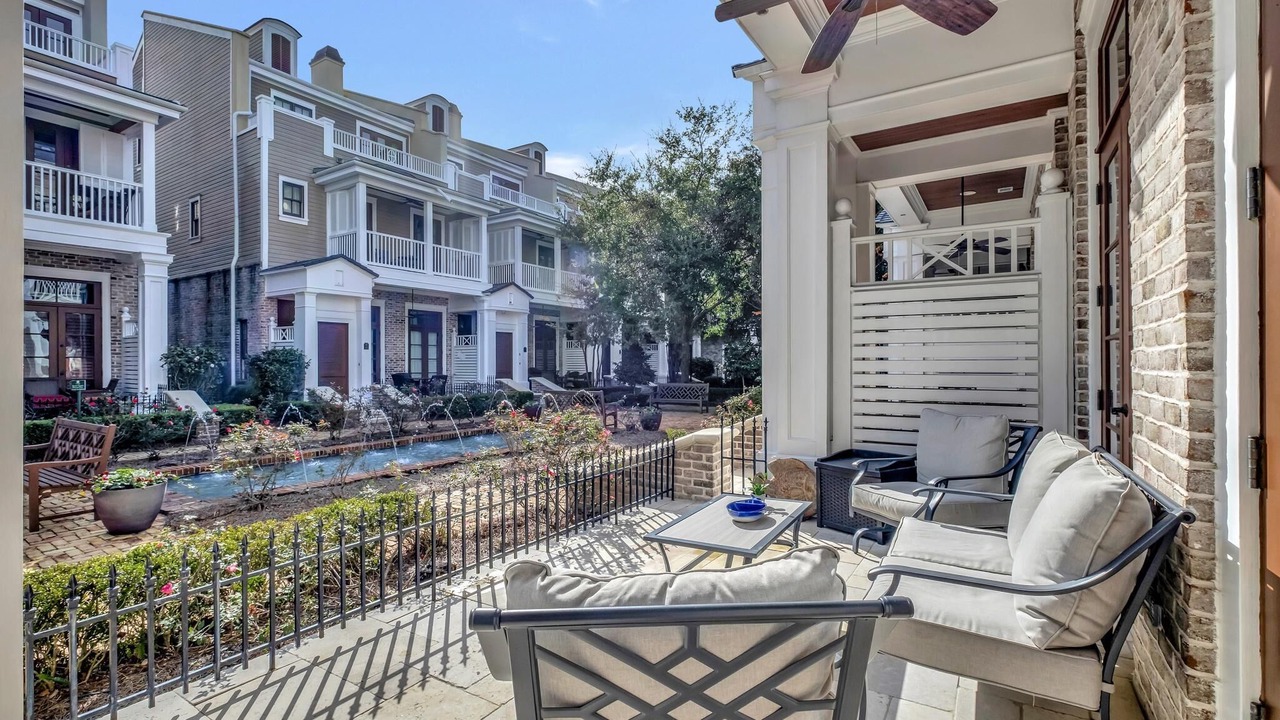 Photo of Patio Balcony in Baytowne Wharf
