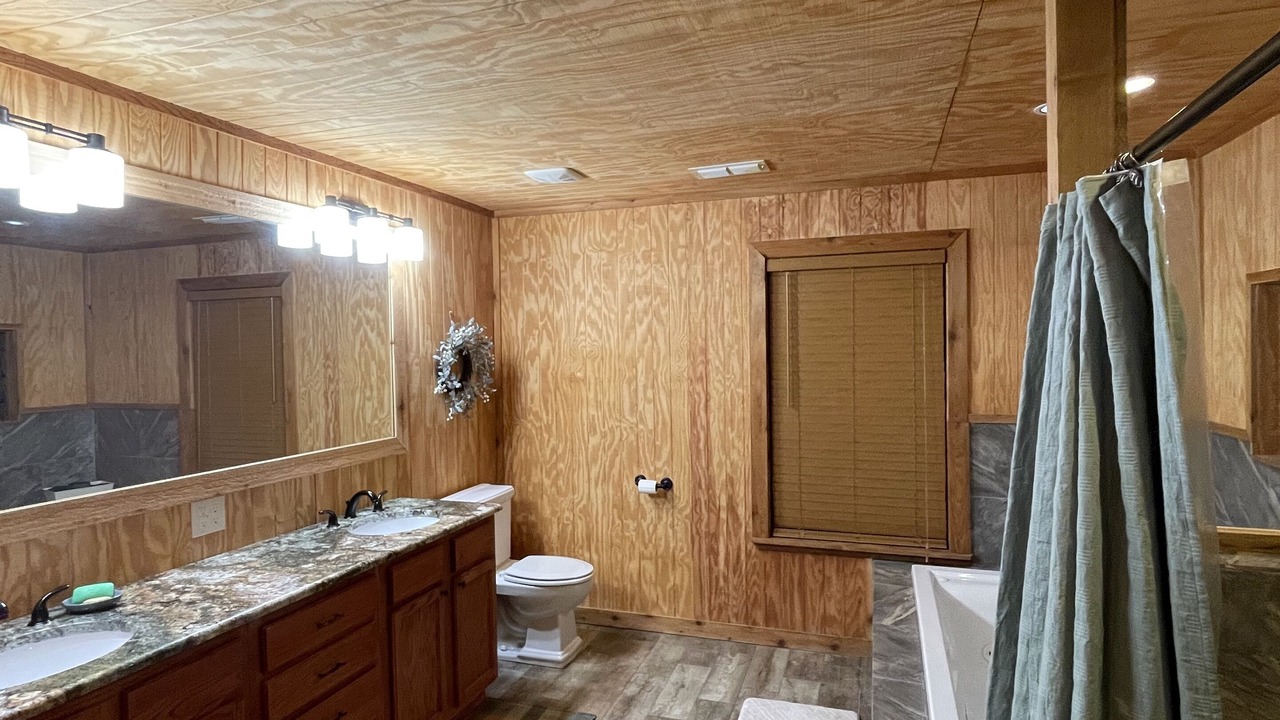 Photo of Bathroom in Karnack