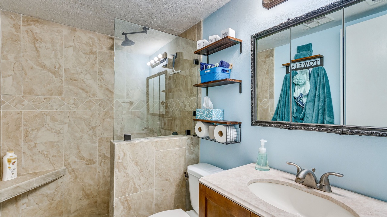 Photo of Bathroom in Mary Esther