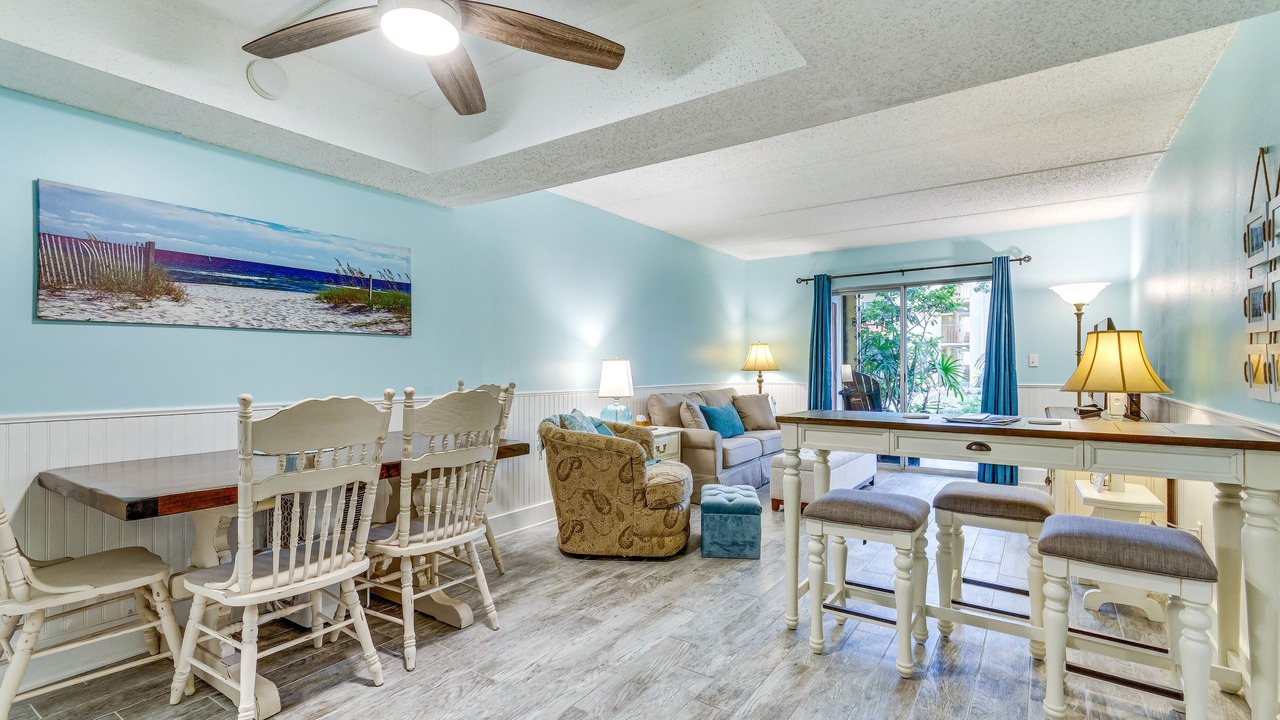 Photo of Livingroom in Mary Esther