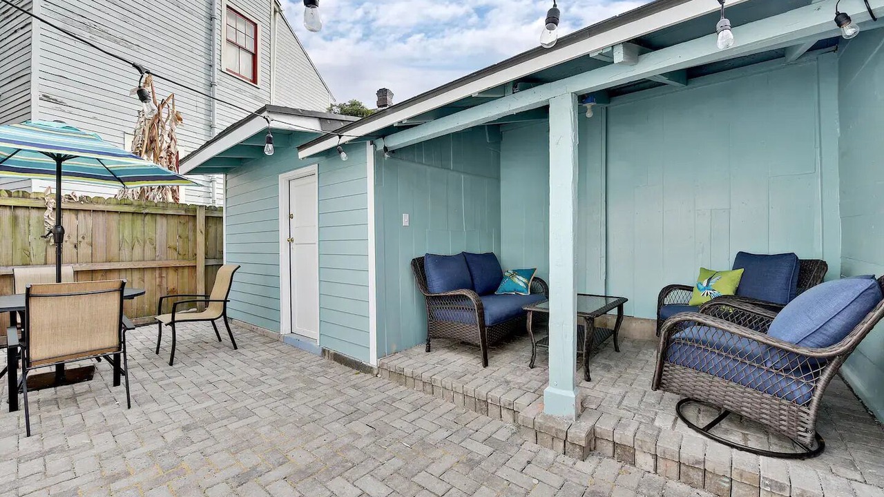 Photo of Outdoor in Lower Garden District