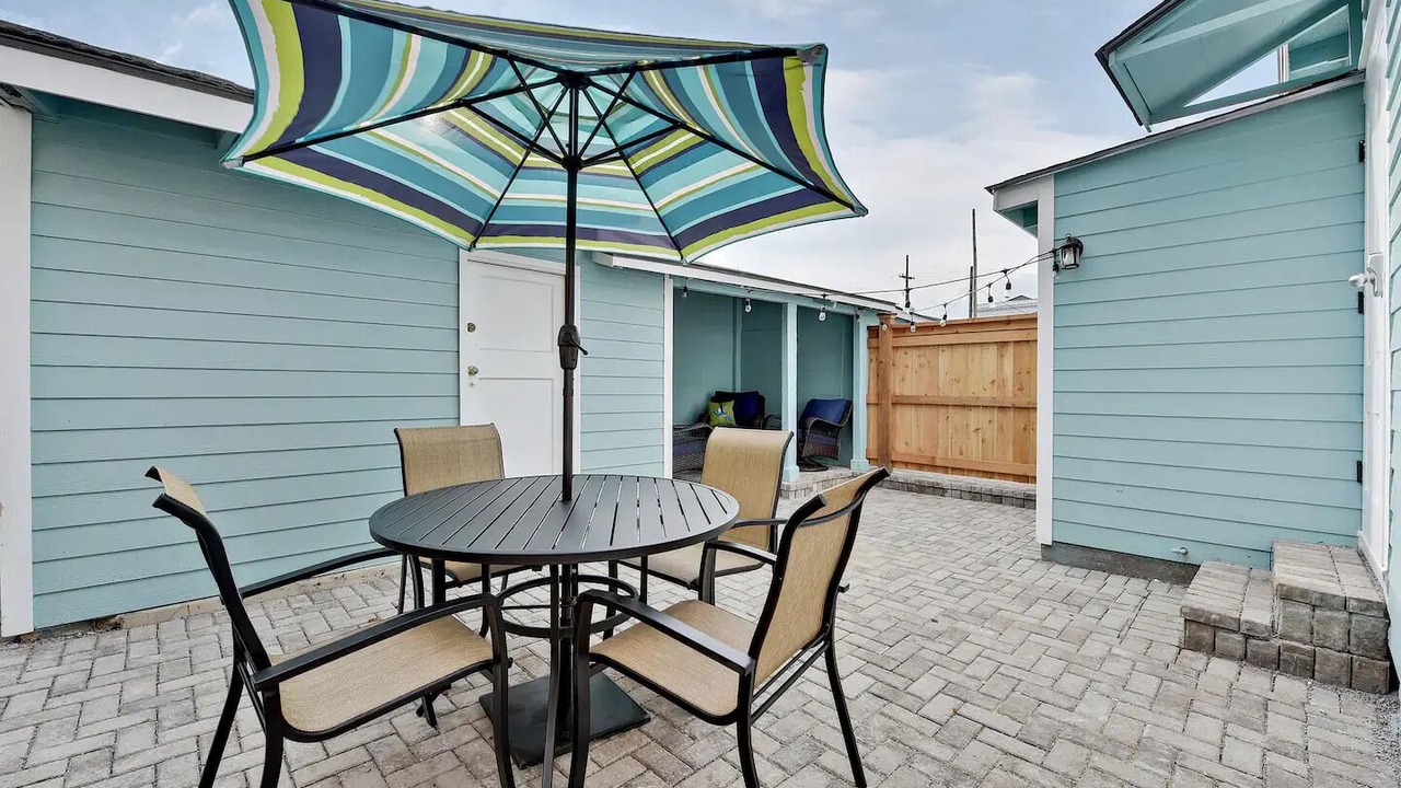 Photo of Outdoor in Lower Garden District