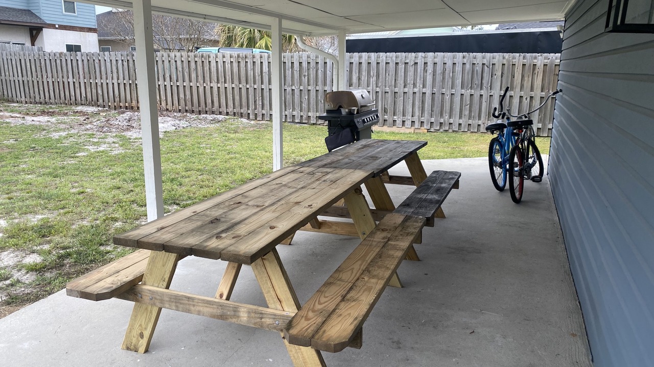 Photo of Outdoor in Thomas Drive
