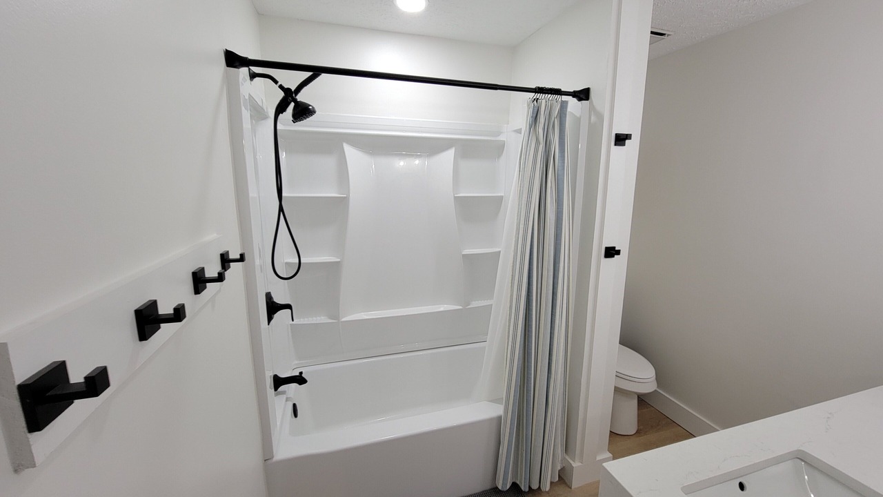 Photo of Bathroom in Thomas Drive