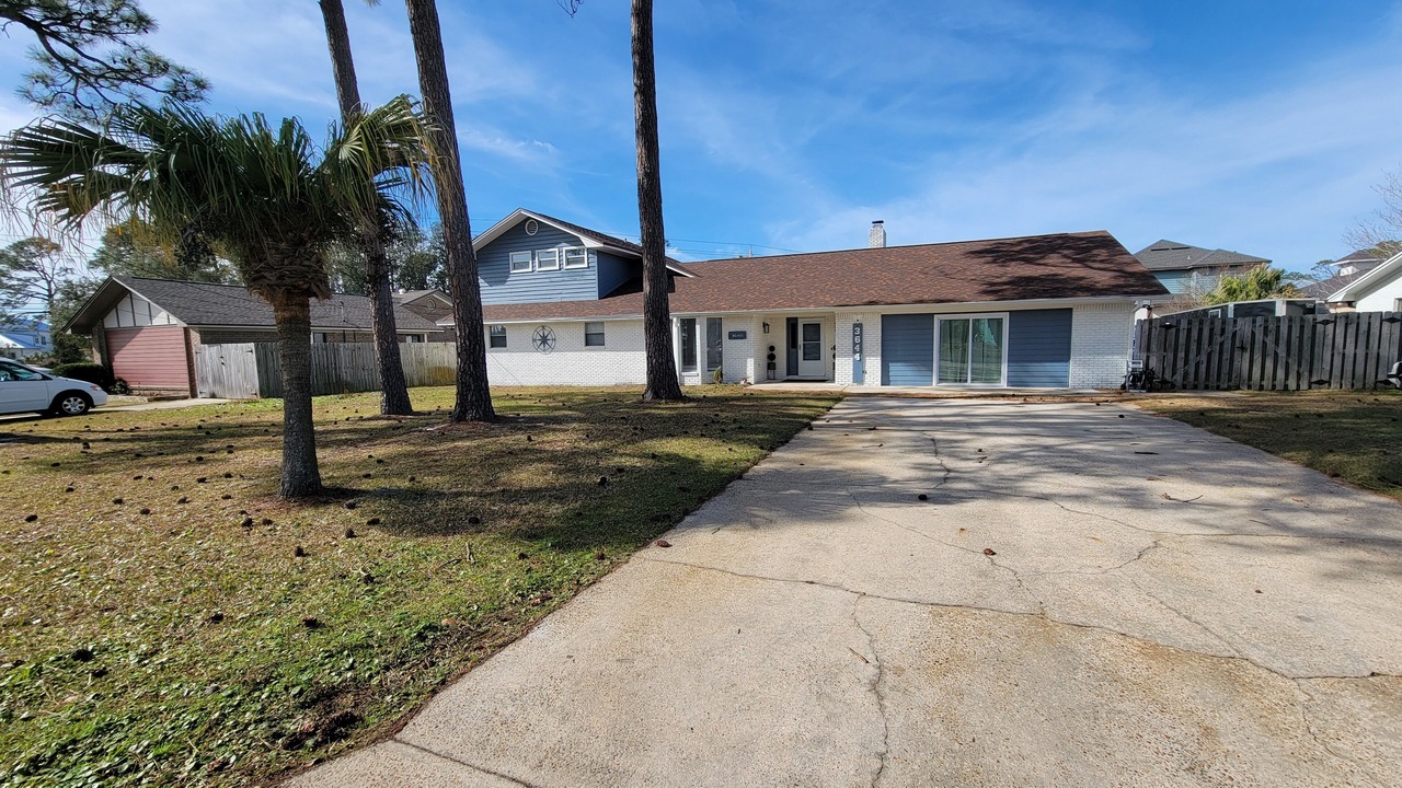 Photo of Outdoor in Thomas Drive