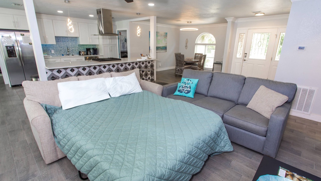 Photo of Livingroom in Ono Island