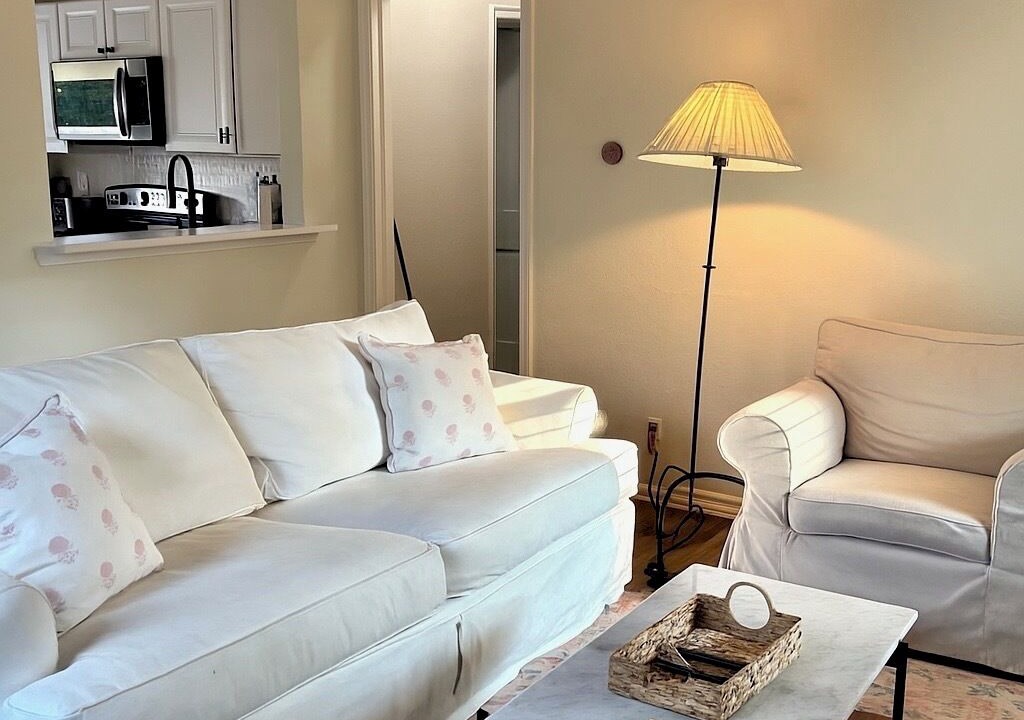Photo of Livingroom in Navy Point