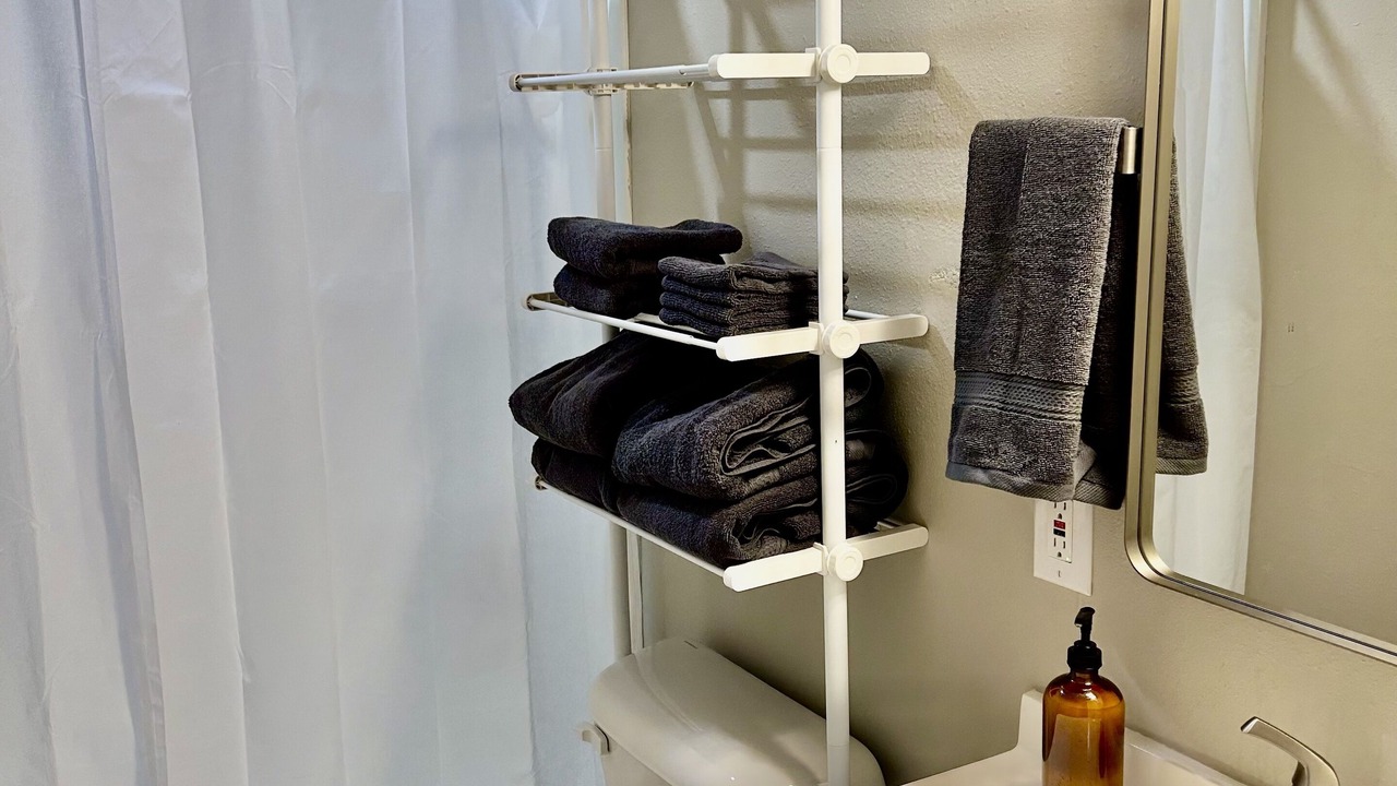 Photo of Bathroom in Gulf Breeze