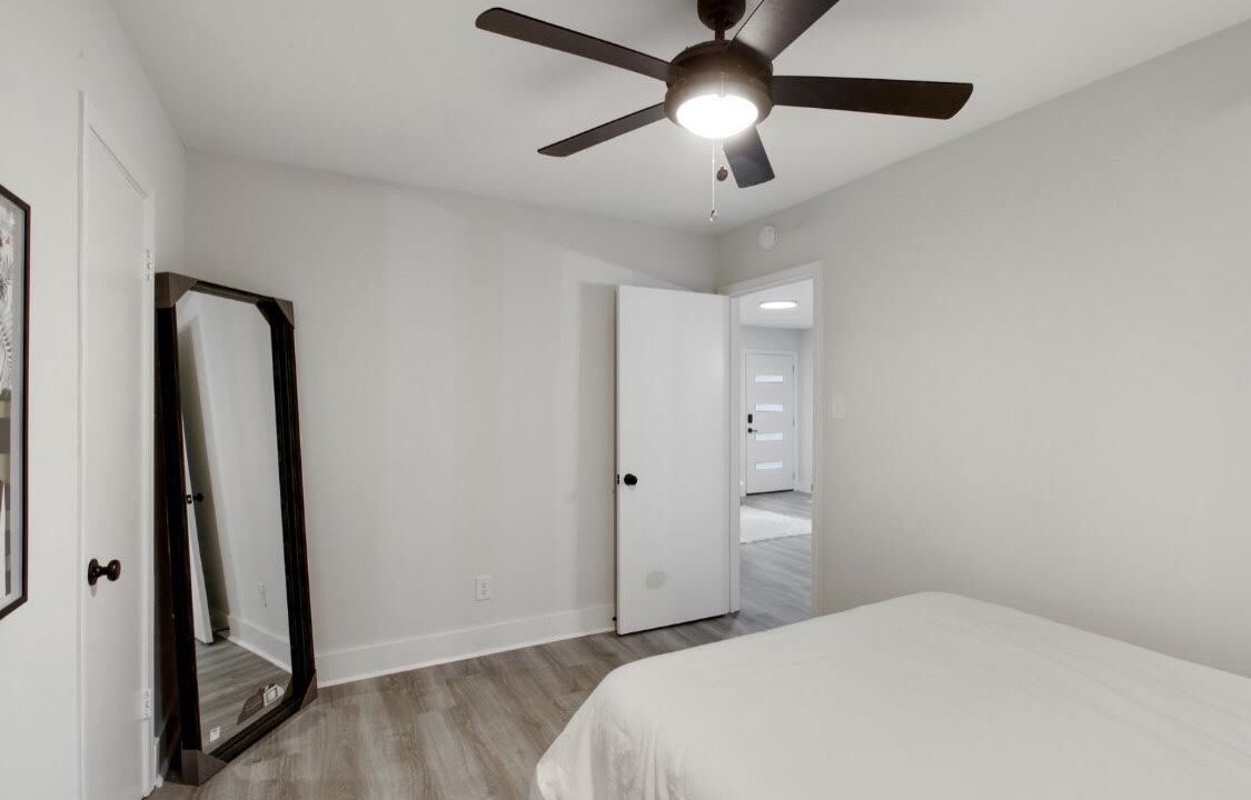 Photo of Bedroom in Irish Channel
