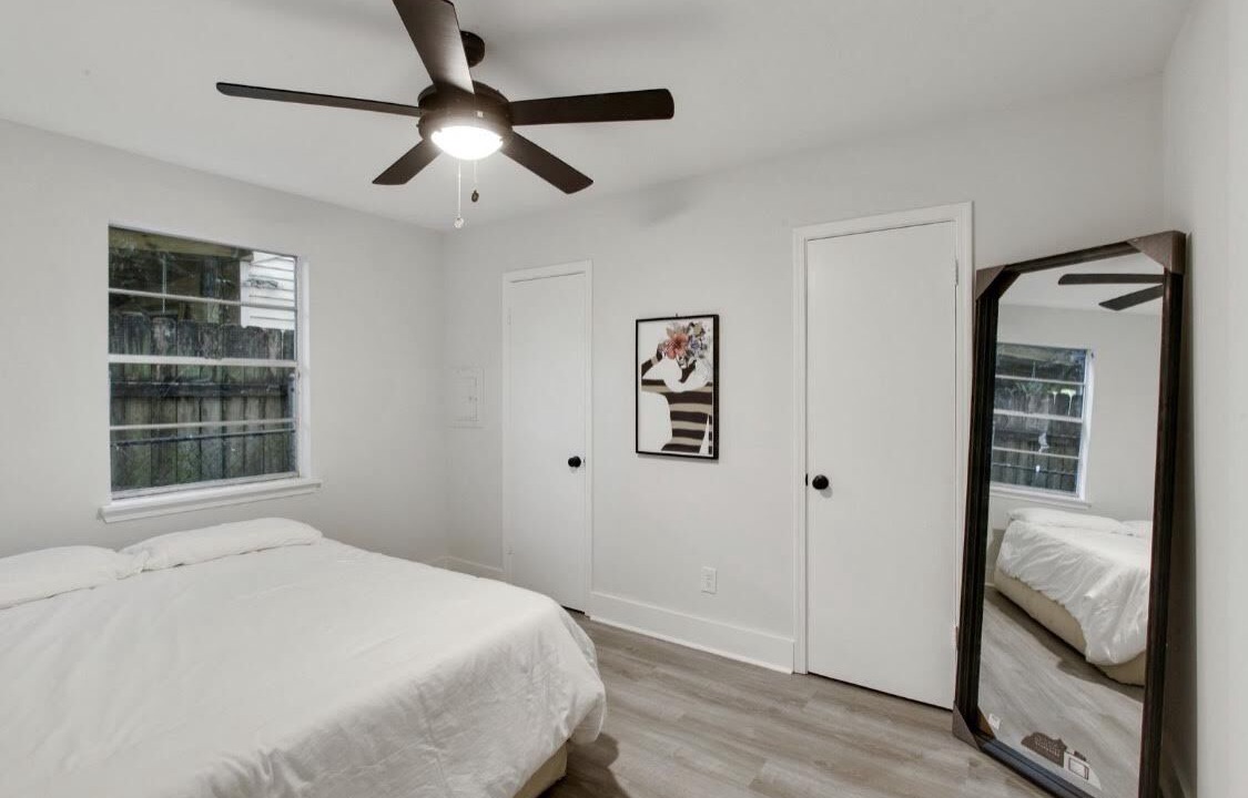 Photo of Bedroom in Irish Channel