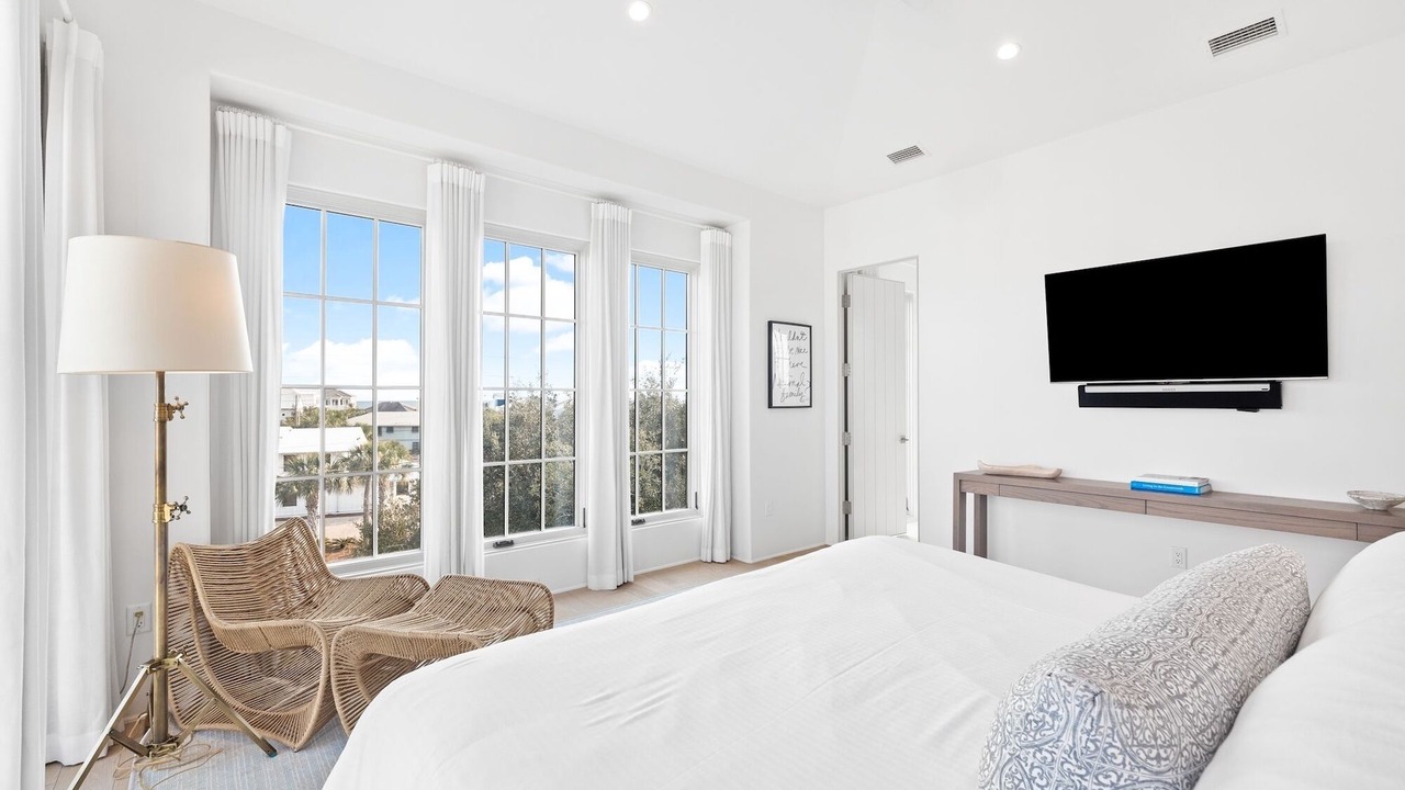 Photo of Bedroom in SeaNest Village
