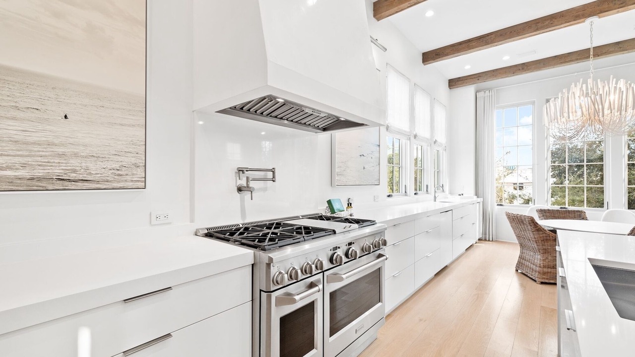 Photo of Kitchen in SeaNest Village