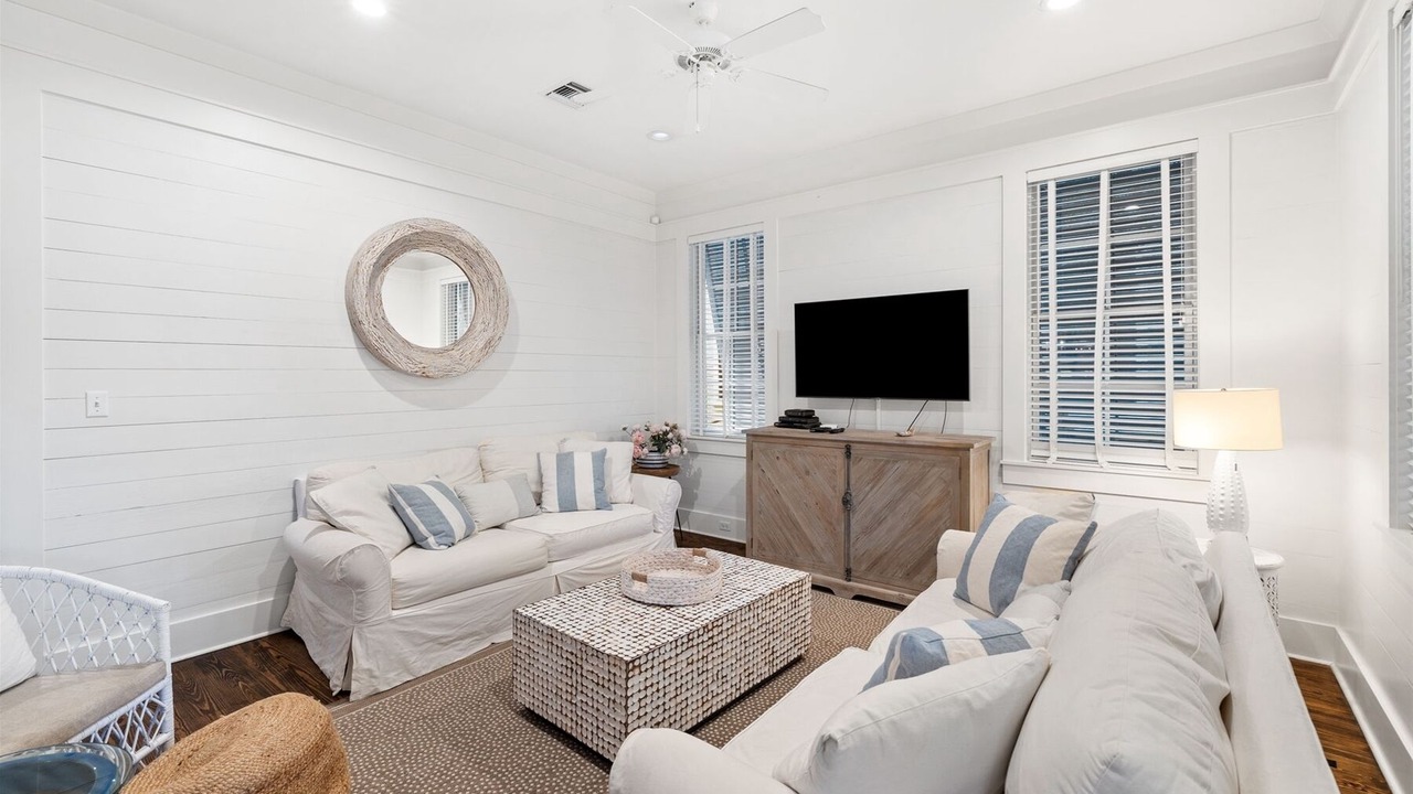 Photo of Livingroom in Cottage District