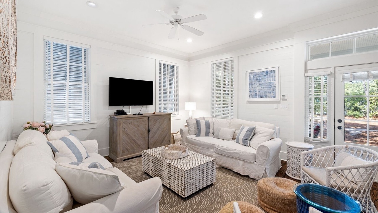 Photo of Livingroom in Cottage District