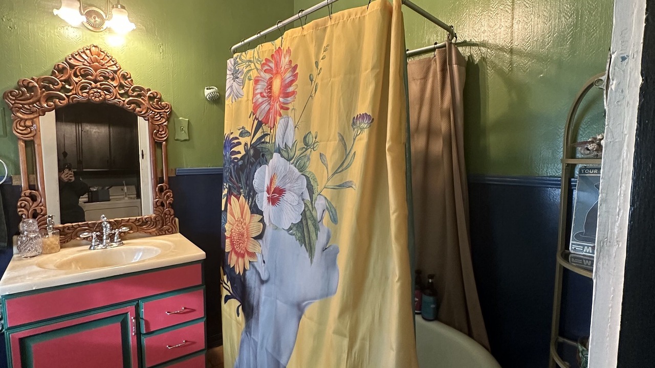 Photo of Bathroom in Algiers Point
