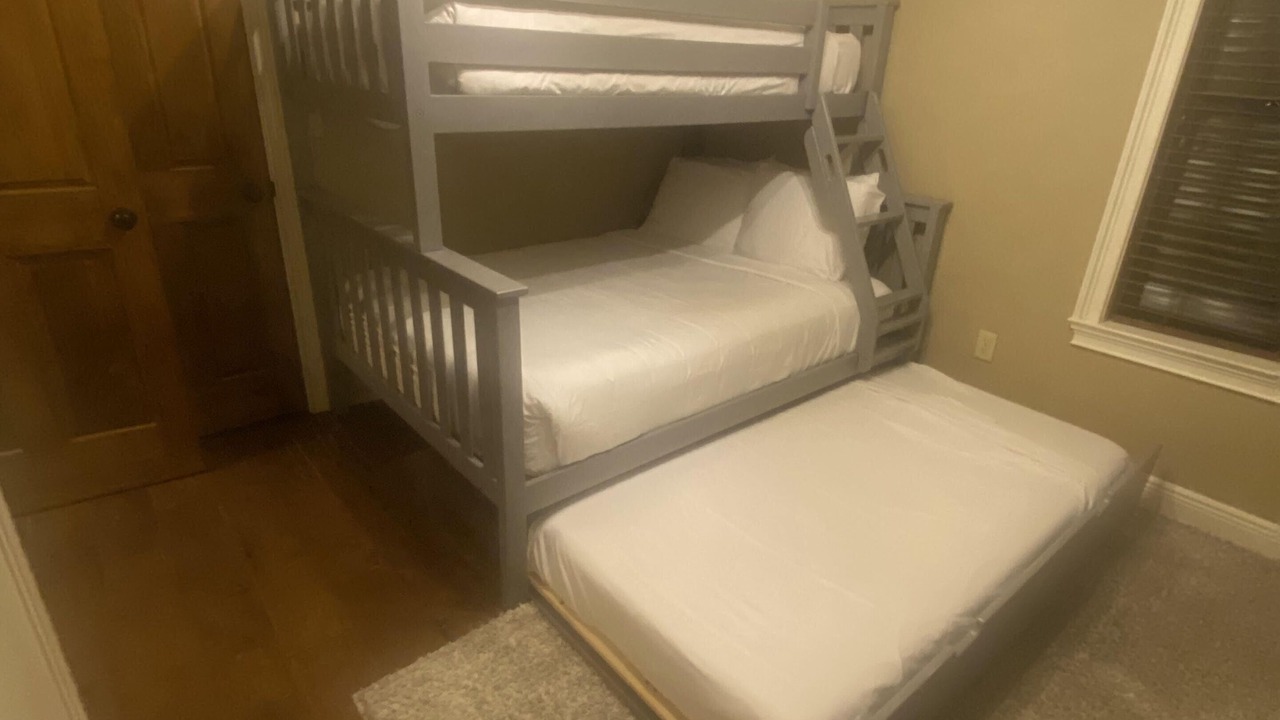 Photo of Bedroom in Villa Lago