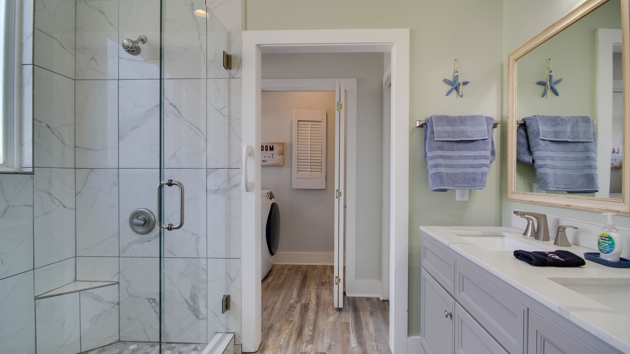 Photo of Bathroom in Waveland