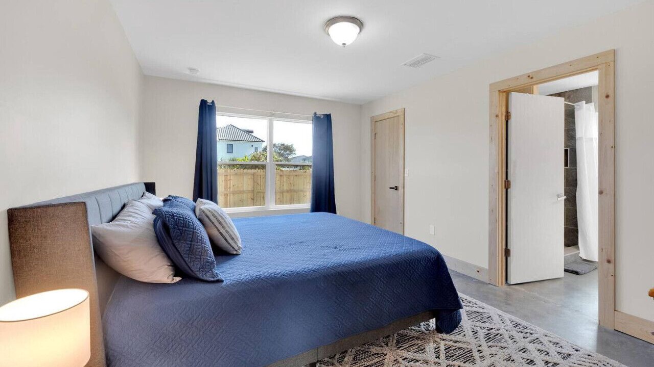 Photo of Bedroom in Butler Beach