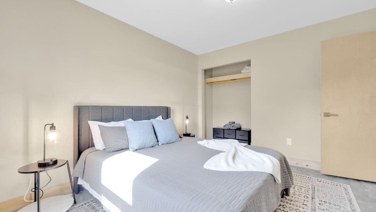 Photo of Bedroom in Butler Beach