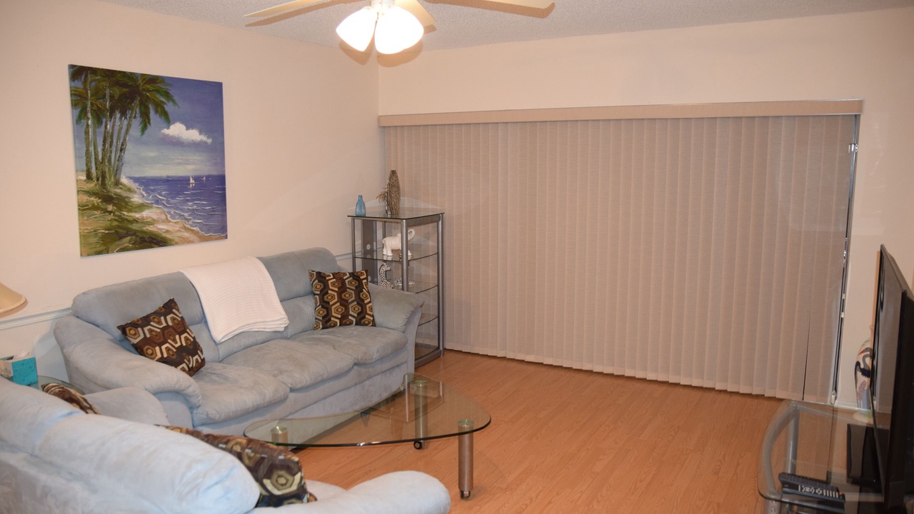 Photo of Livingroom in Lely Golf Estates