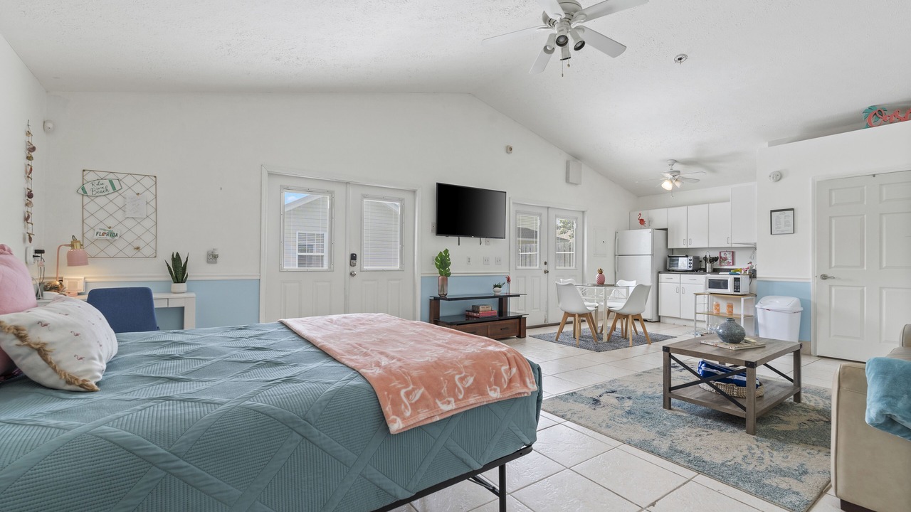 Photo of Bedroom in Lynn Haven