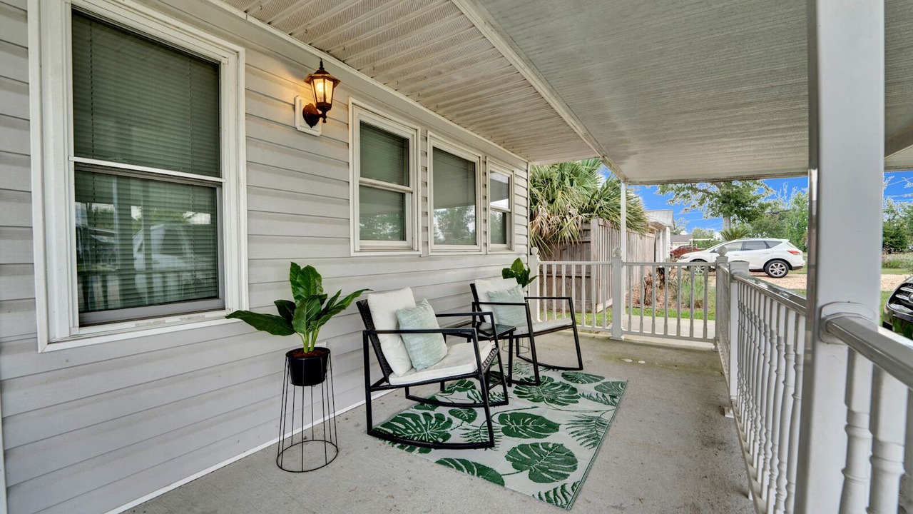 Photo of Patio Balcony in Lynn Haven