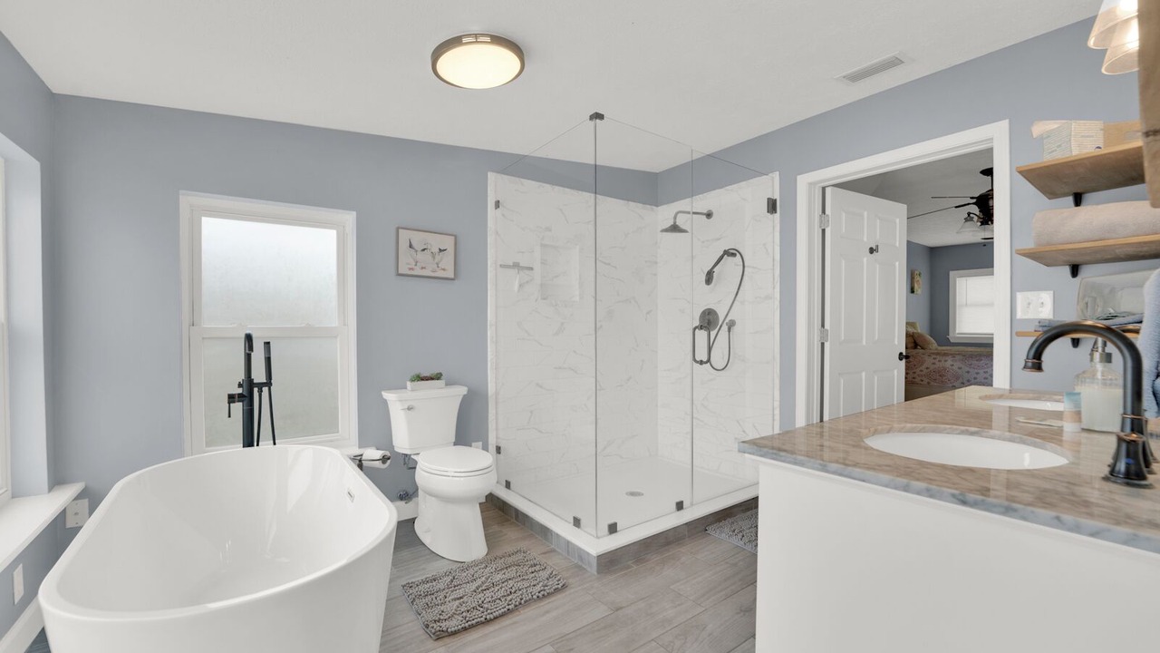 Photo of Bathroom in Lynn Haven
