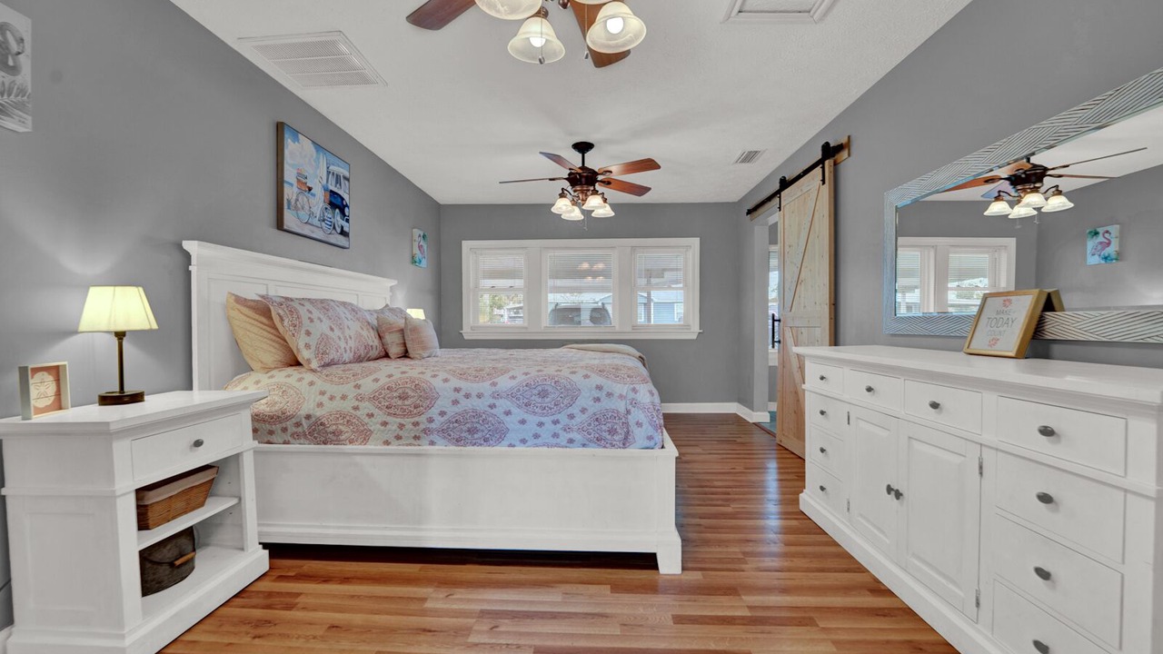 Photo of Bedroom in Lynn Haven