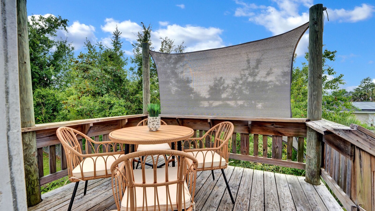 Photo of Patio Balcony in Lynn Haven