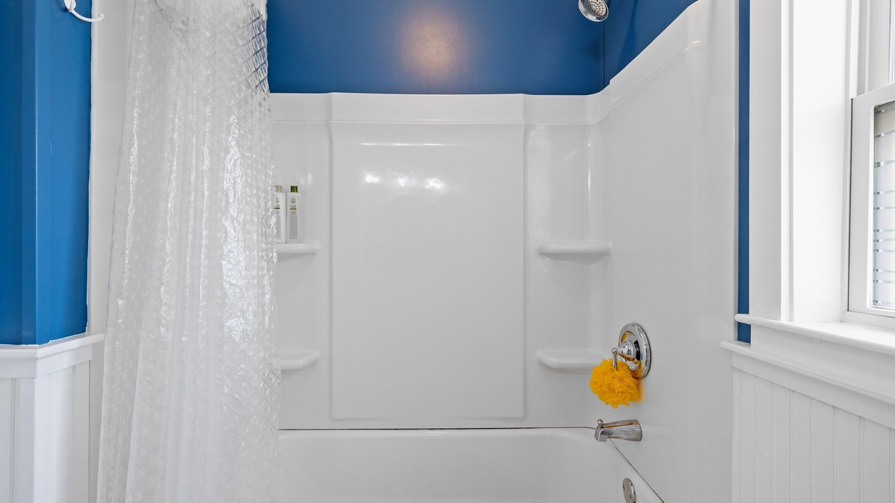 Photo of Bathroom in Washington Square