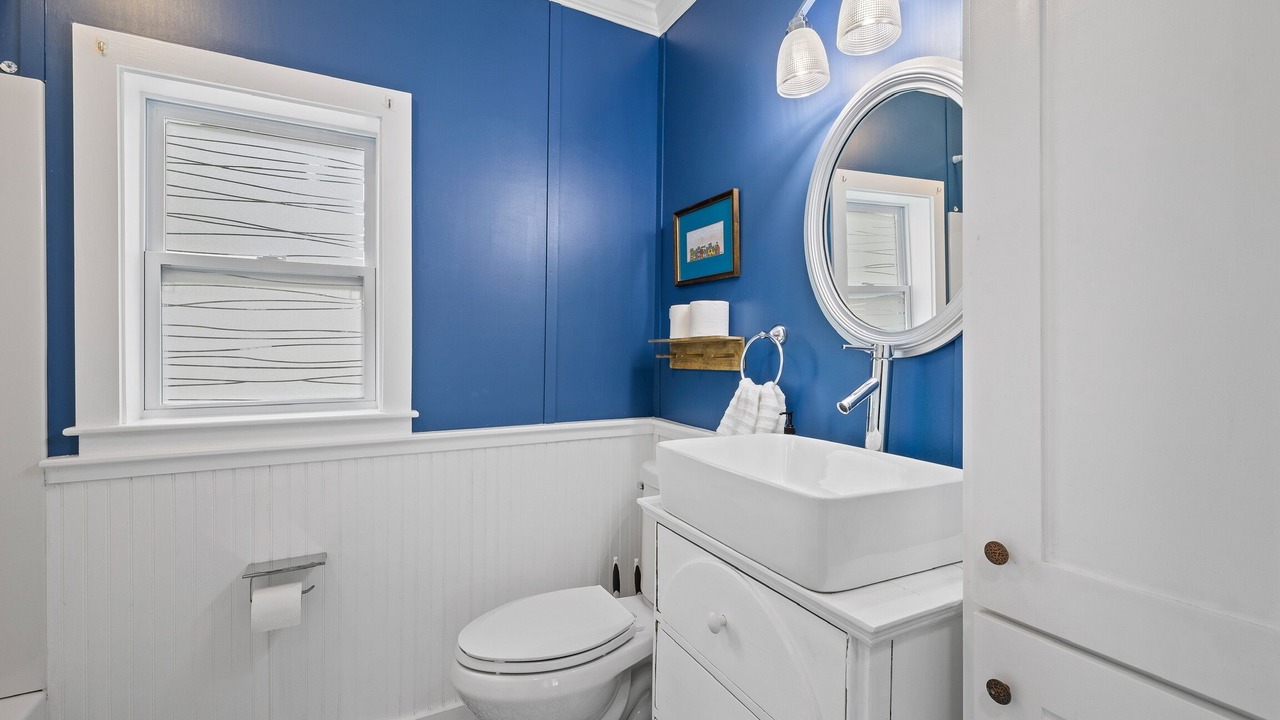 Photo of Bathroom in Washington Square