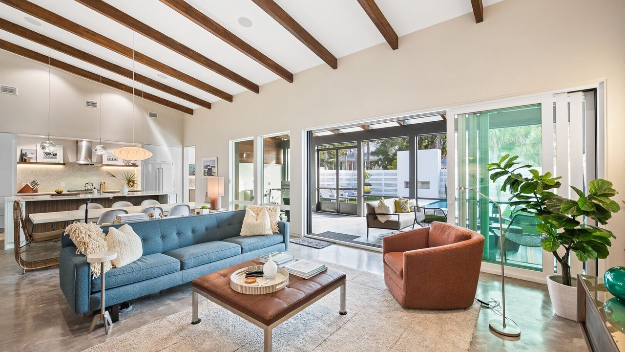 Photo of Livingroom in Sugarwood Beach