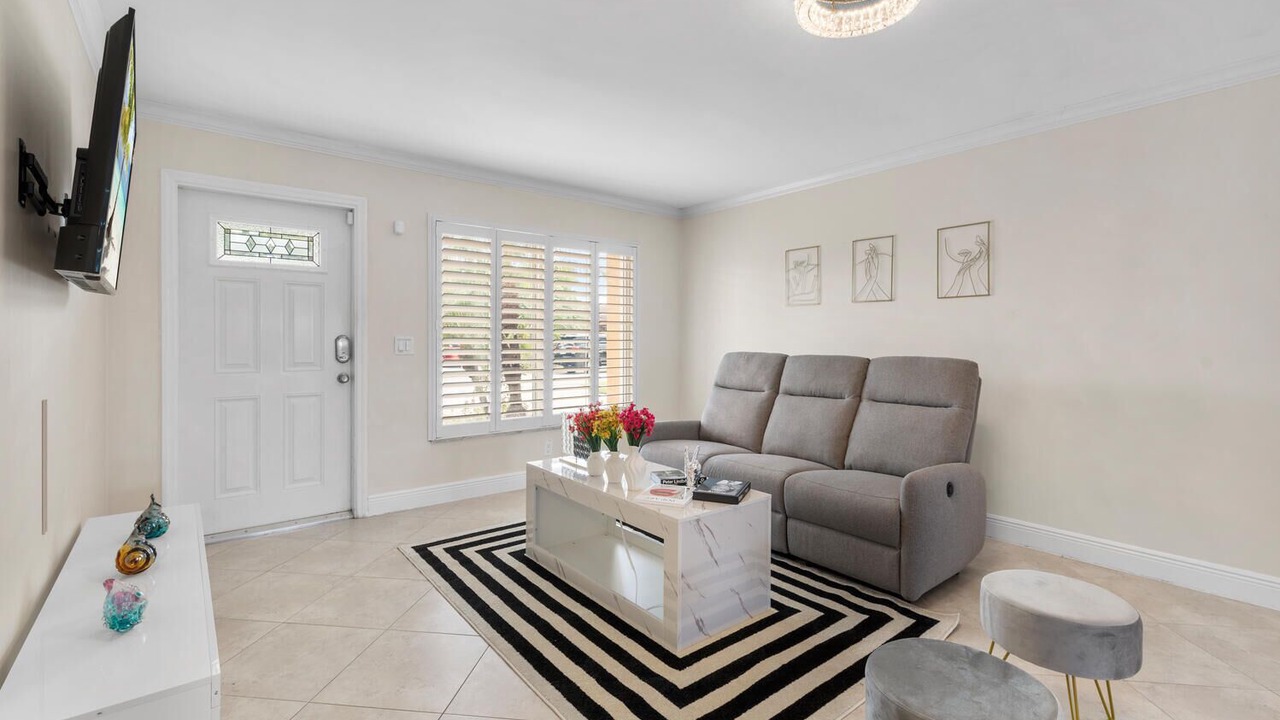 Photo of Bedroom in Palm Aire Village West