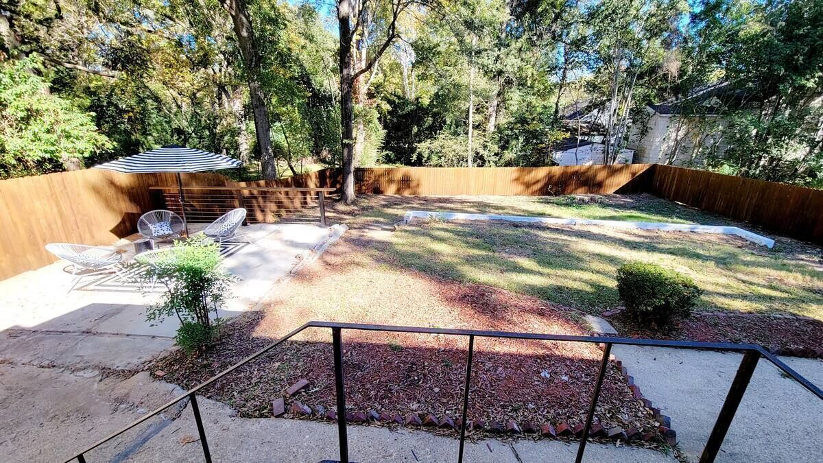 Photo of Outdoor in Fondren