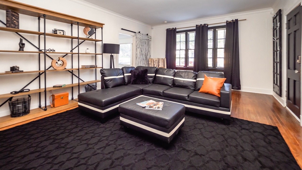 Photo of Livingroom in Fondren