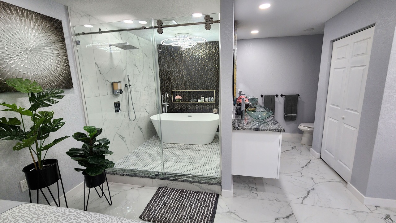 Photo of Bathroom in Orient Park