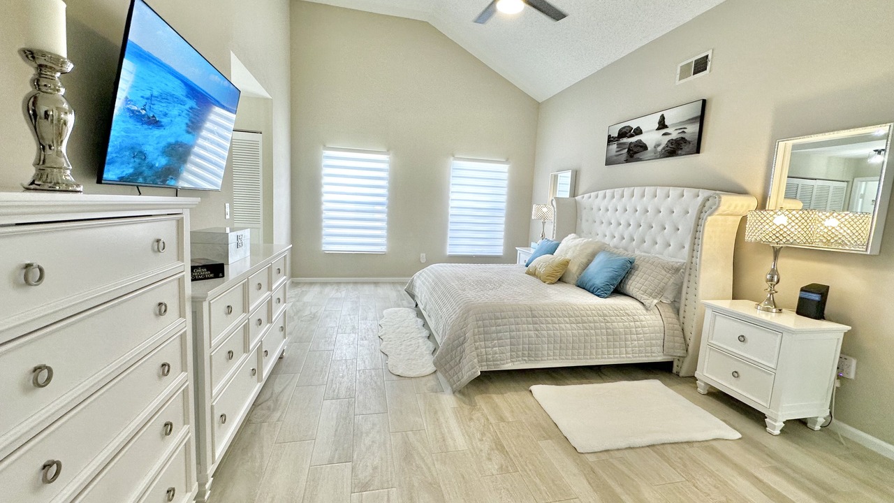 Photo of Bedroom in East Naples