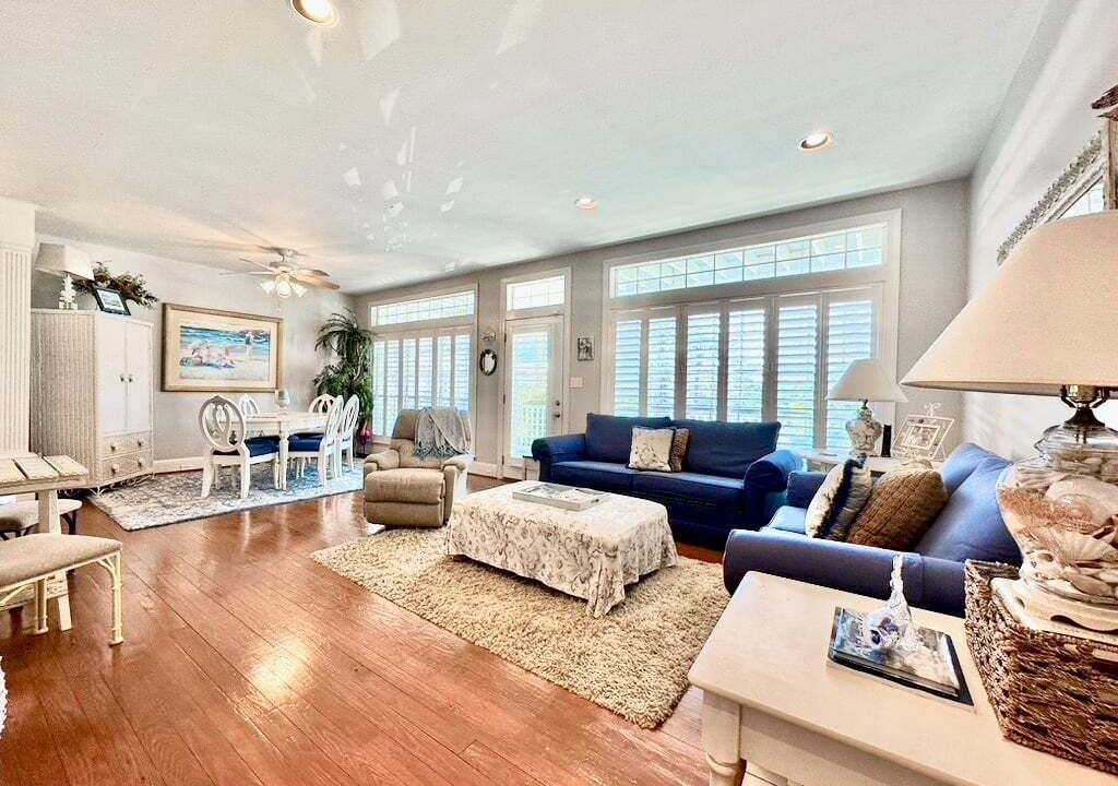 Photo of Bedroom in Gulf Place