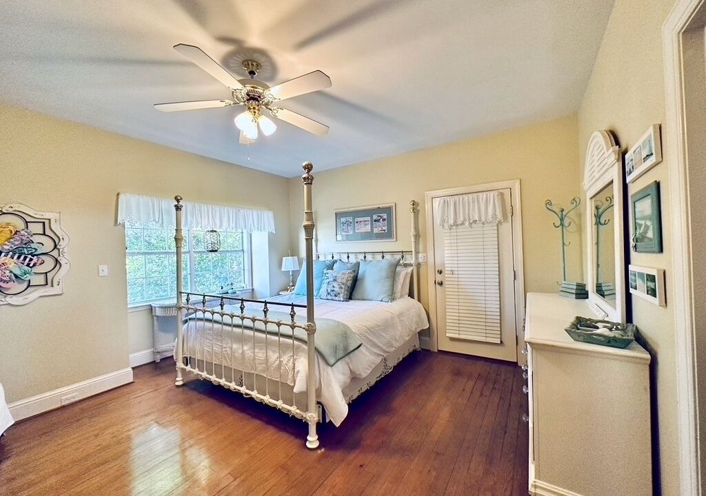 Photo of Bathroom in Gulf Place