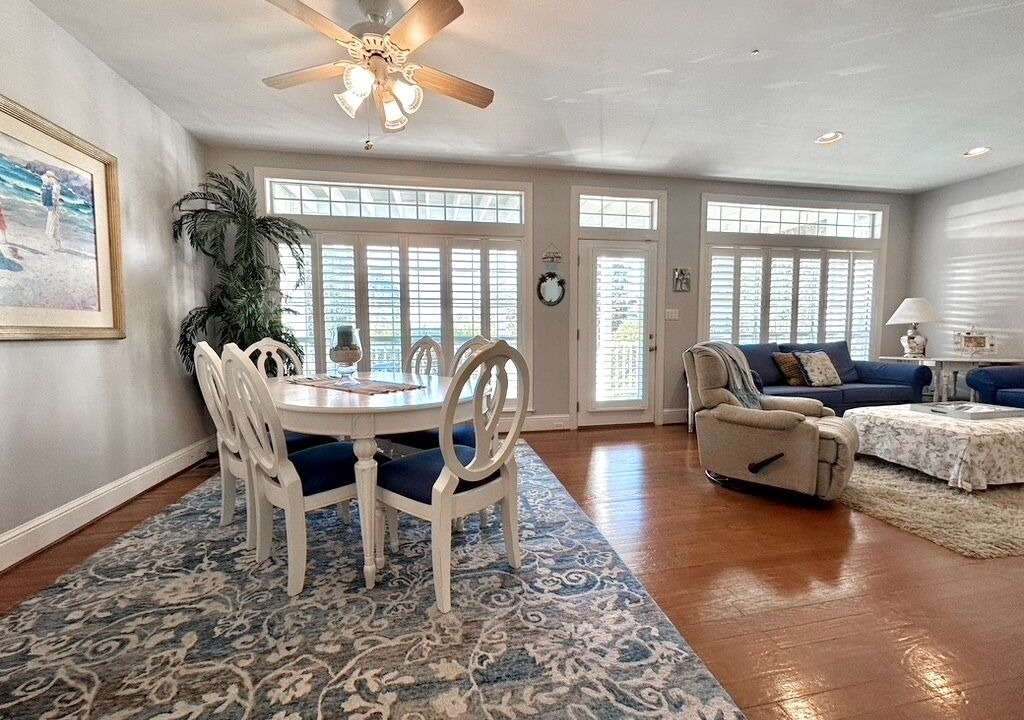 Photo of Bedroom in Gulf Place