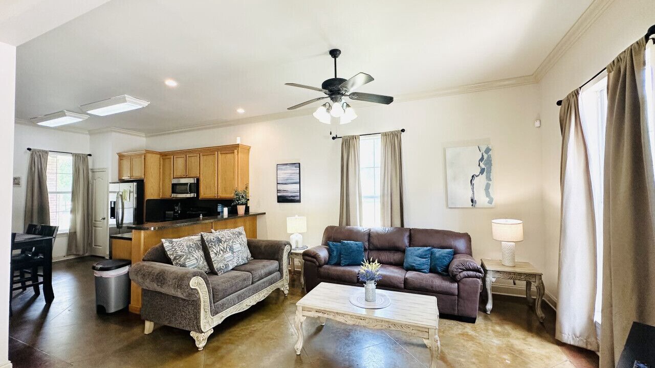 Photo of Livingroom in Pine Grove