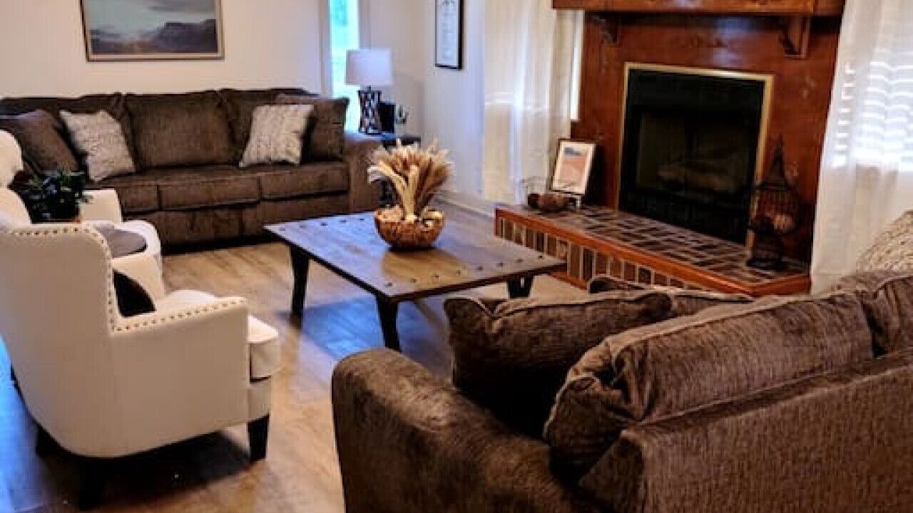 Photo of Livingroom in Pine Grove